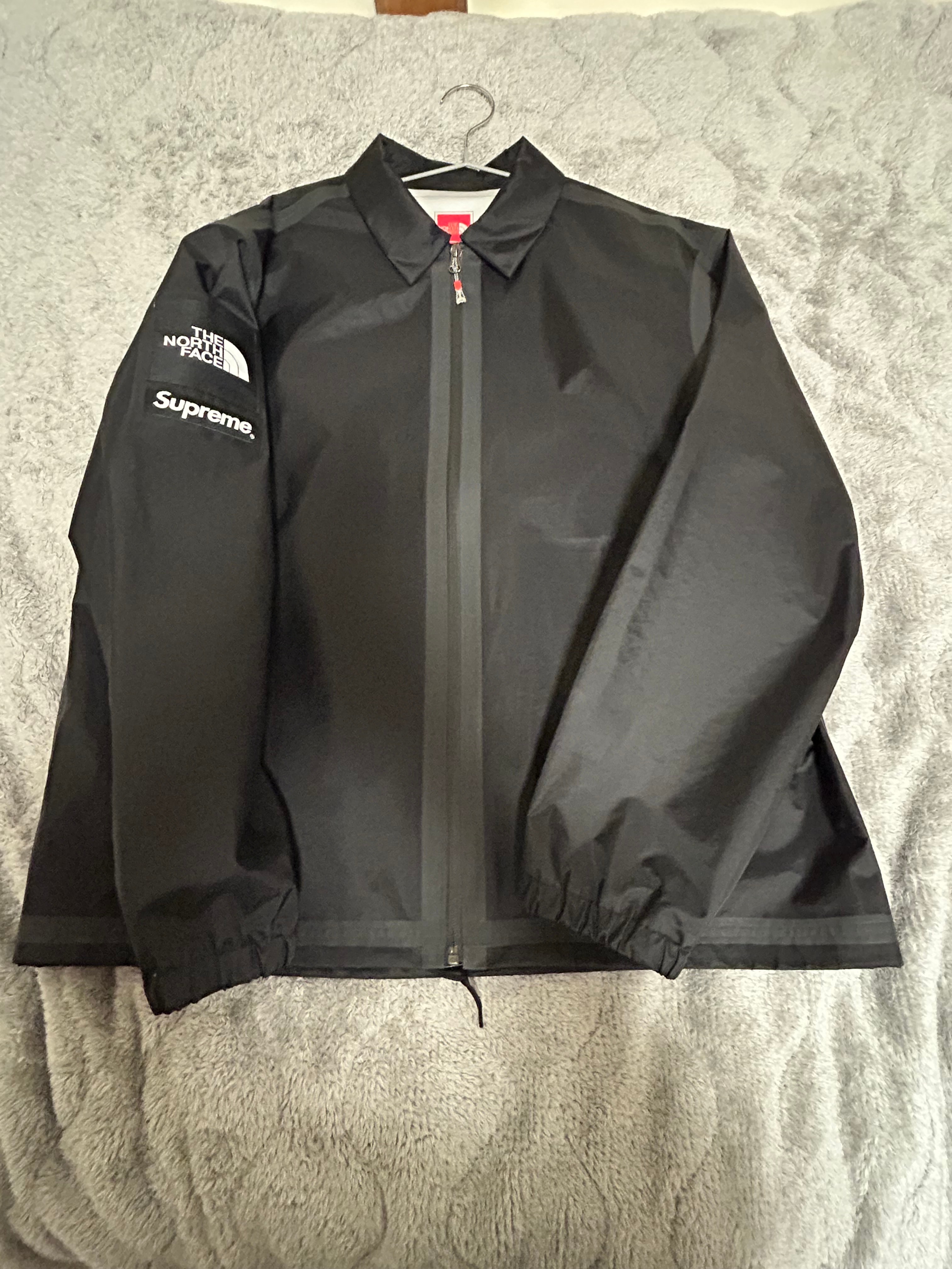Supreme x The North Face Summit Series Outer Tape Seam Coaches Jacket "Black"