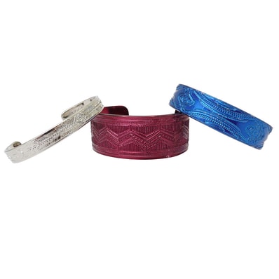 TOGA トーガ バングル 22AW TV22-AK320 VIRILS ビリリース METAL BANGLE SET 3連 バングル セット レッド系 ブルー系 シルバー系【中古】