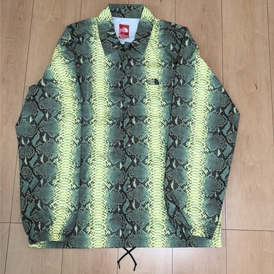 Supreme x The North Face Taped Seam Coaches Jacket "Green"