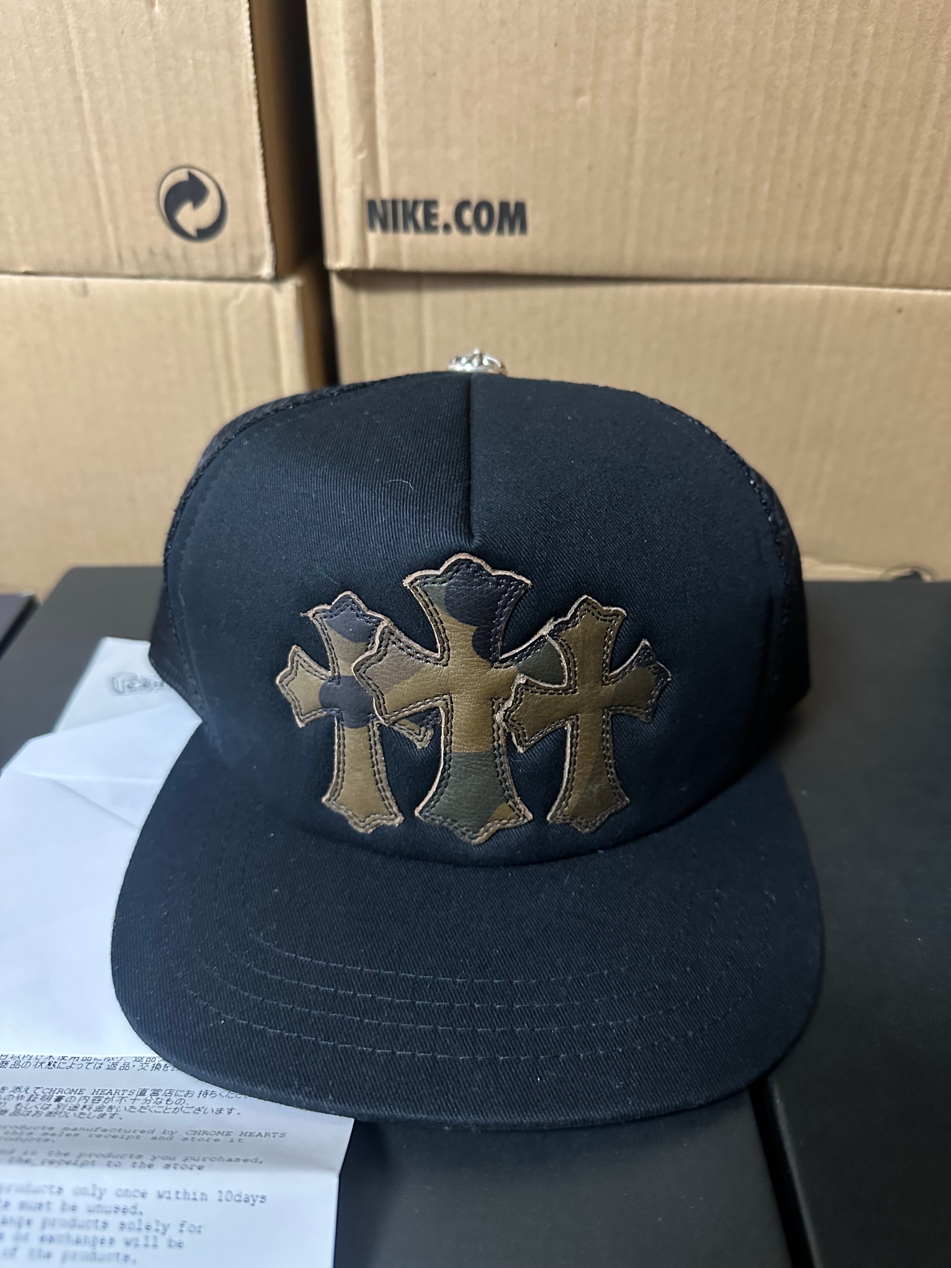 未使用に近い】クロムハーツ セメタリー トラッカーハット 