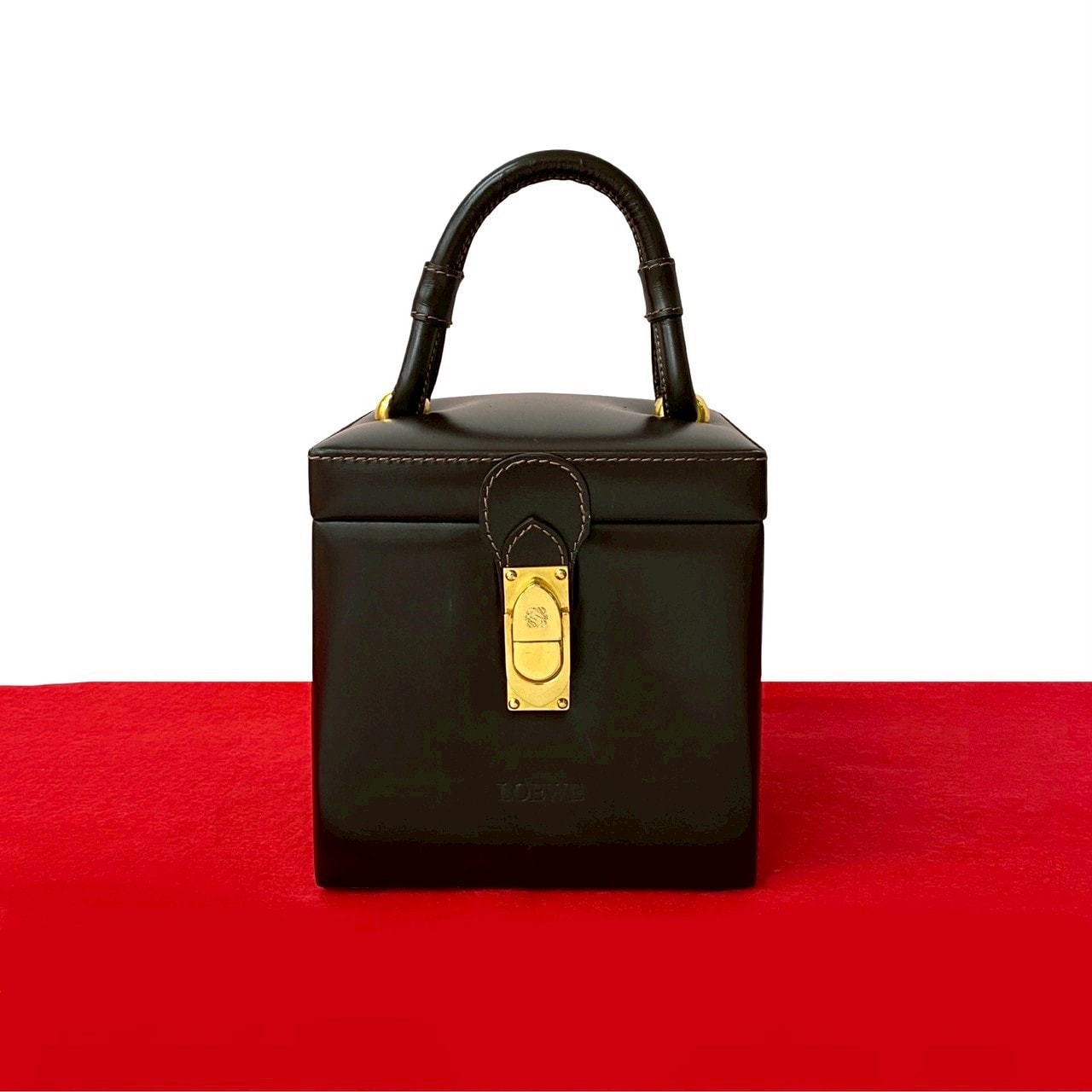 LOEWE ロエベ アナグラム ロゴ 金具 レザー ハンドバッグ ブラウン
 69183