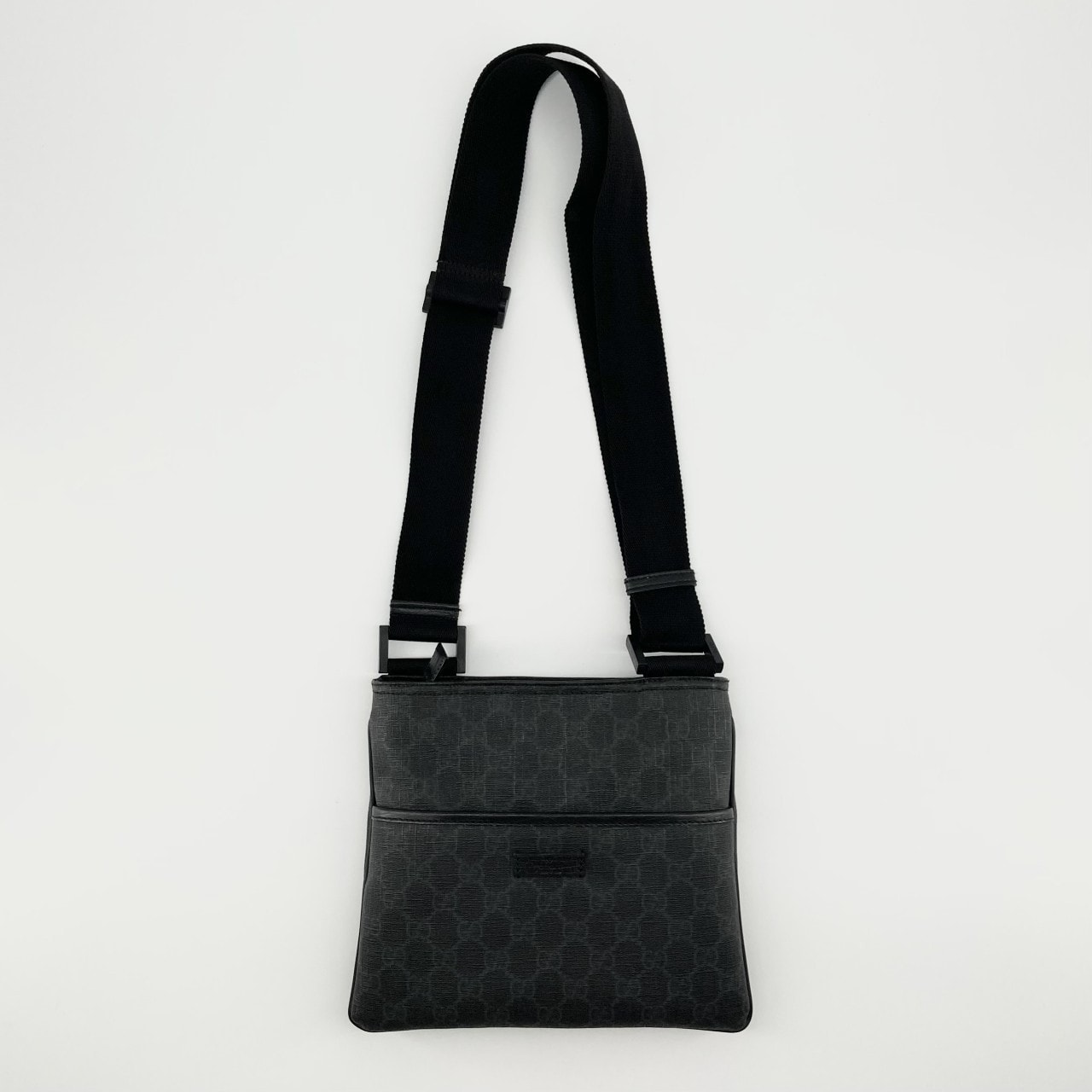 GUCCI(グッチ) GGスプリーム スモール PVC×レザー 162905 メッセンジャーバッグ ブラック