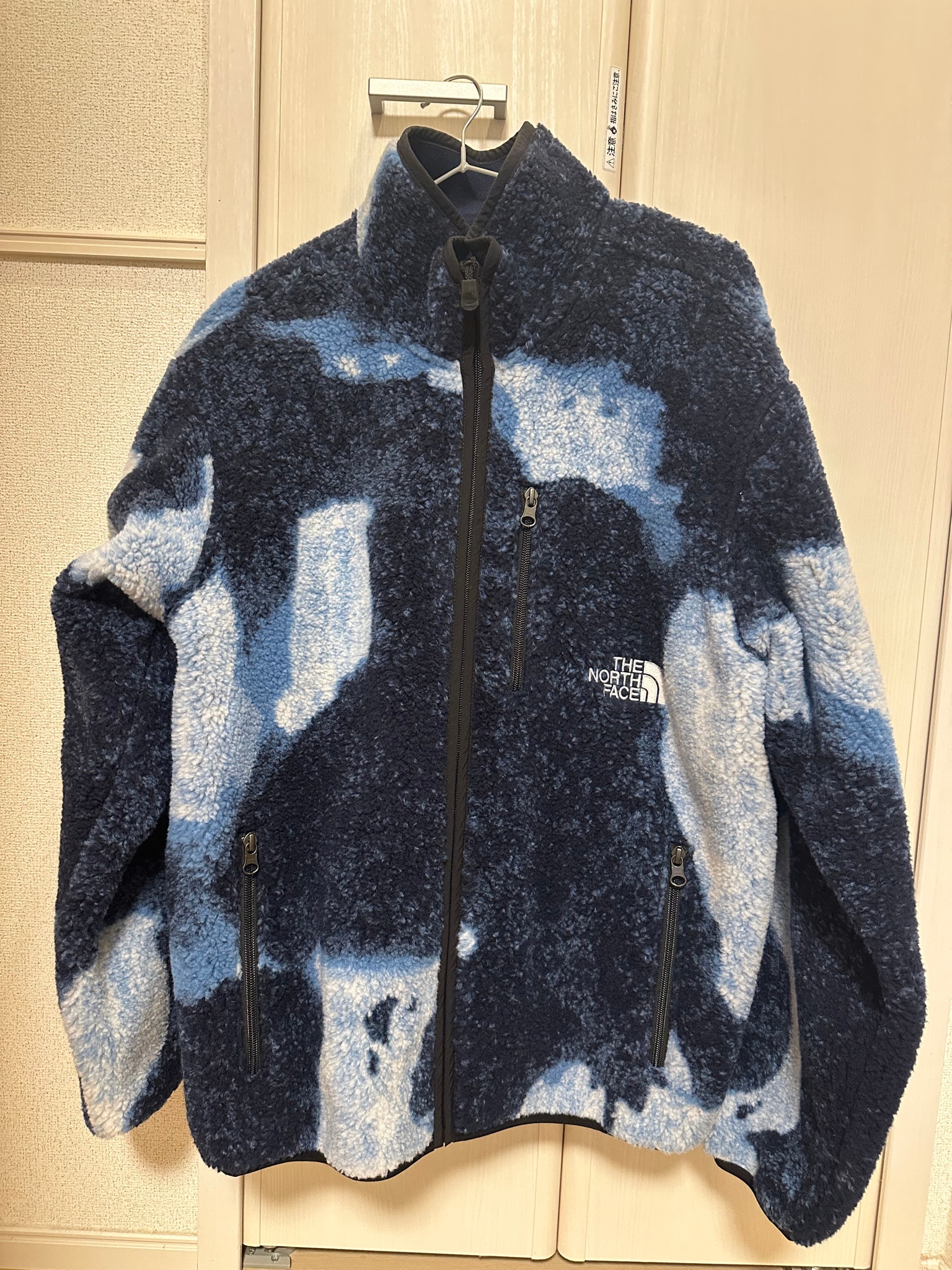Supreme x The North Face Bleached Denim Print Fleece Jacket "Indigo"
