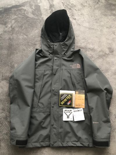 The North Face Mountain Light Jacket "Utility Brown(UB)"