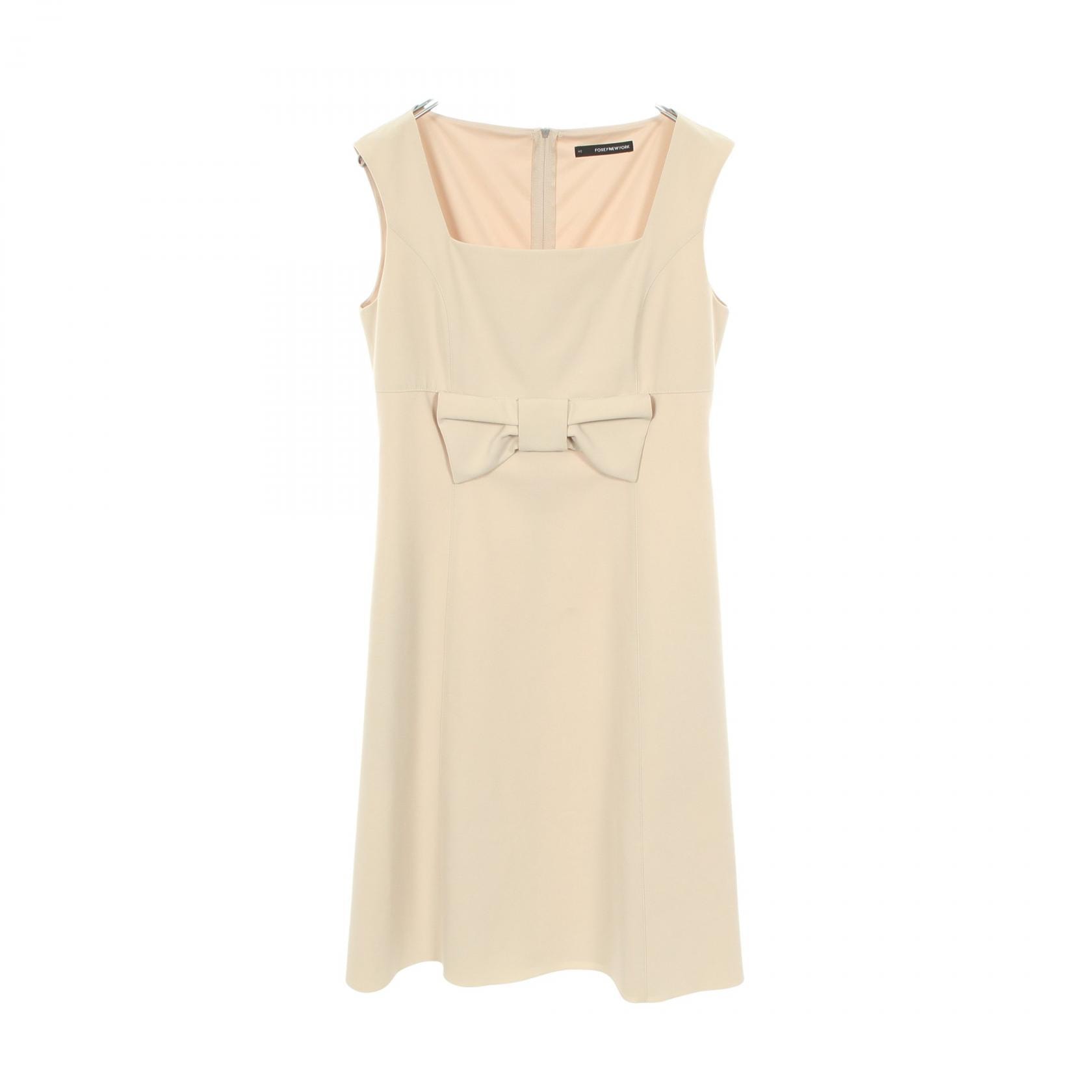 フォクシー ニューヨーク FOXEY NEW YORK グレース ワンピース 衣料品 トップス ポリエステル レディース ベージュ系 26153-APSAZ05 【中古】