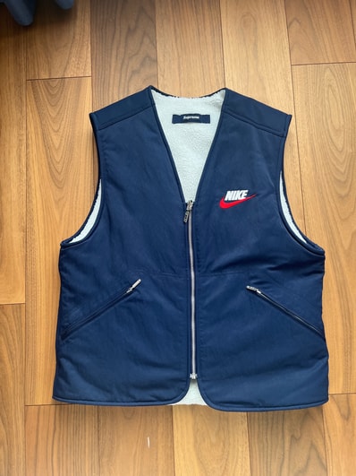 Supreme NIKE Reversible Nylon Sherpa Vest "Navy"