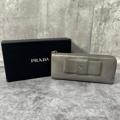 【PRADA】プラダ 長財布 箱付き グレー レザー リボンモチーフ ラウンドファスナー ロゴ レディース ヴィンテージ ロングウォレット 女性用