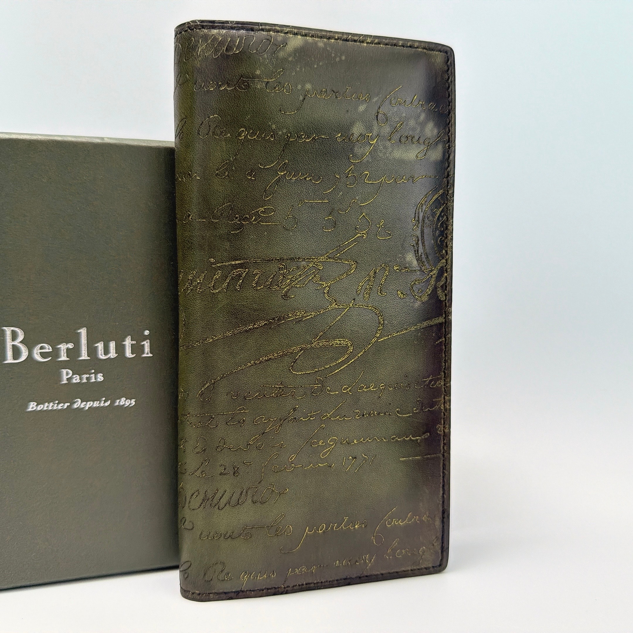 Berluti ベルルッティ サンタル スクリットレザー ジップロングウォレット 長財布 二つ折り財布 グリーン×ブラック メンズ