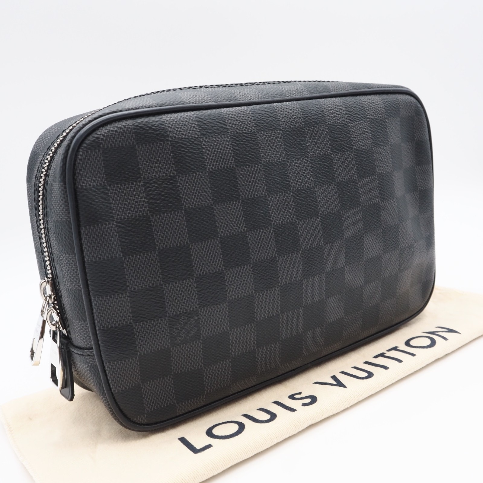 極美品 LOUIS VUITTON ルイ・ヴィトン ダミエ グラフィット トゥルーストワレGM N47521 セカンドバッグ ブラック グレー コーティングキャンバス レザー メンズ