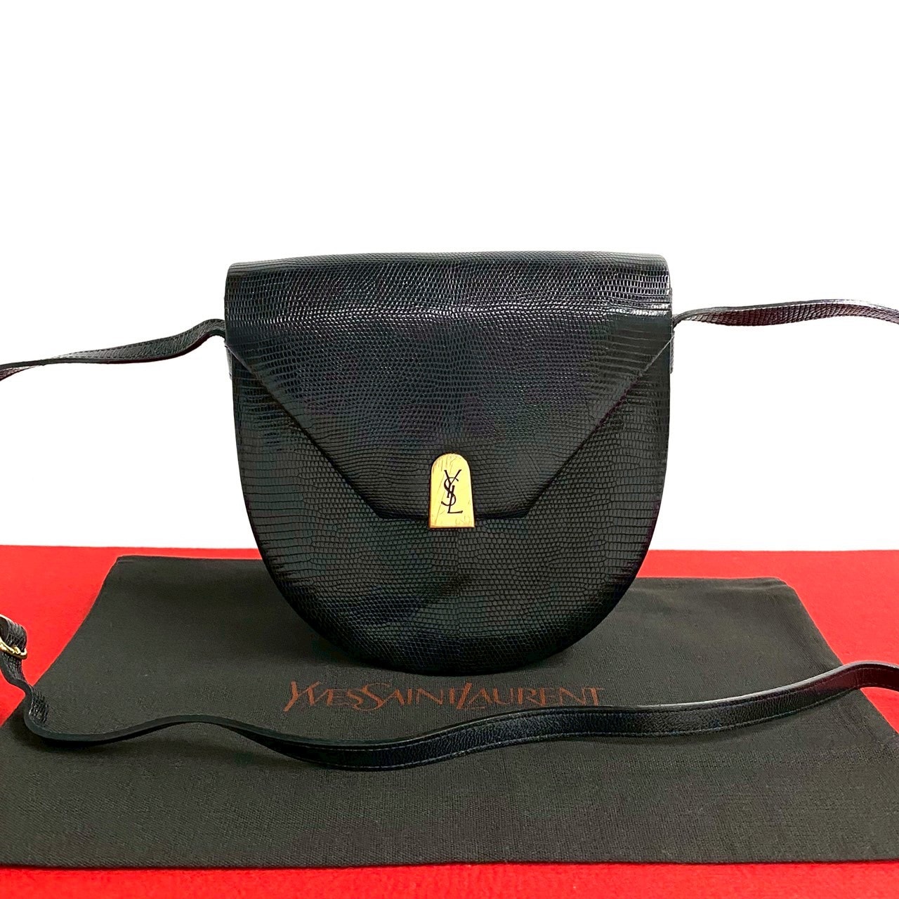 YVES SAINT LAURENT イヴ・サンローラン YSL ロゴ レザー ショルダーバッグ ブラック
 15200