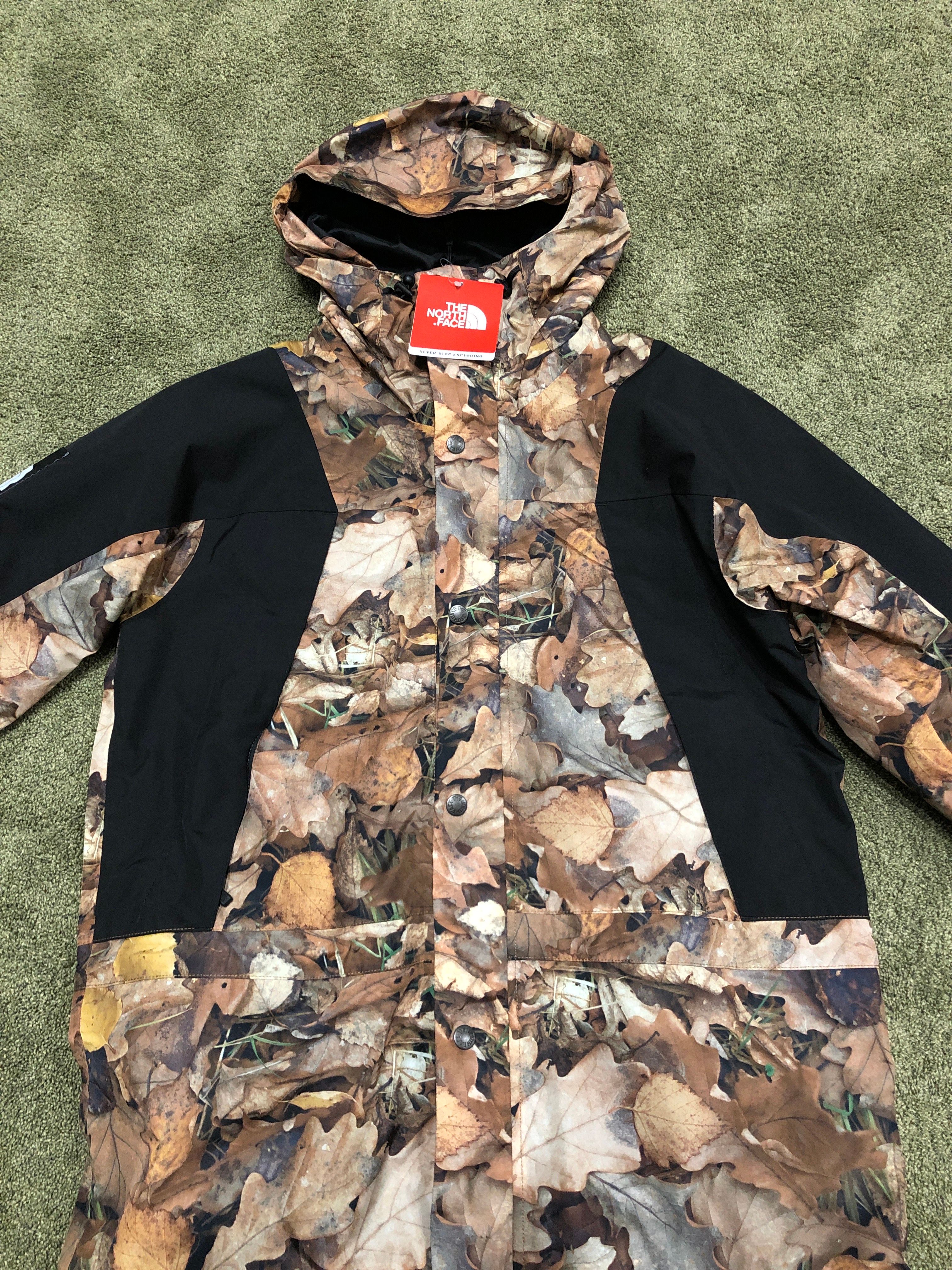 Supreme x The North Face Leaves Mountain Light Jacket "Leaves"