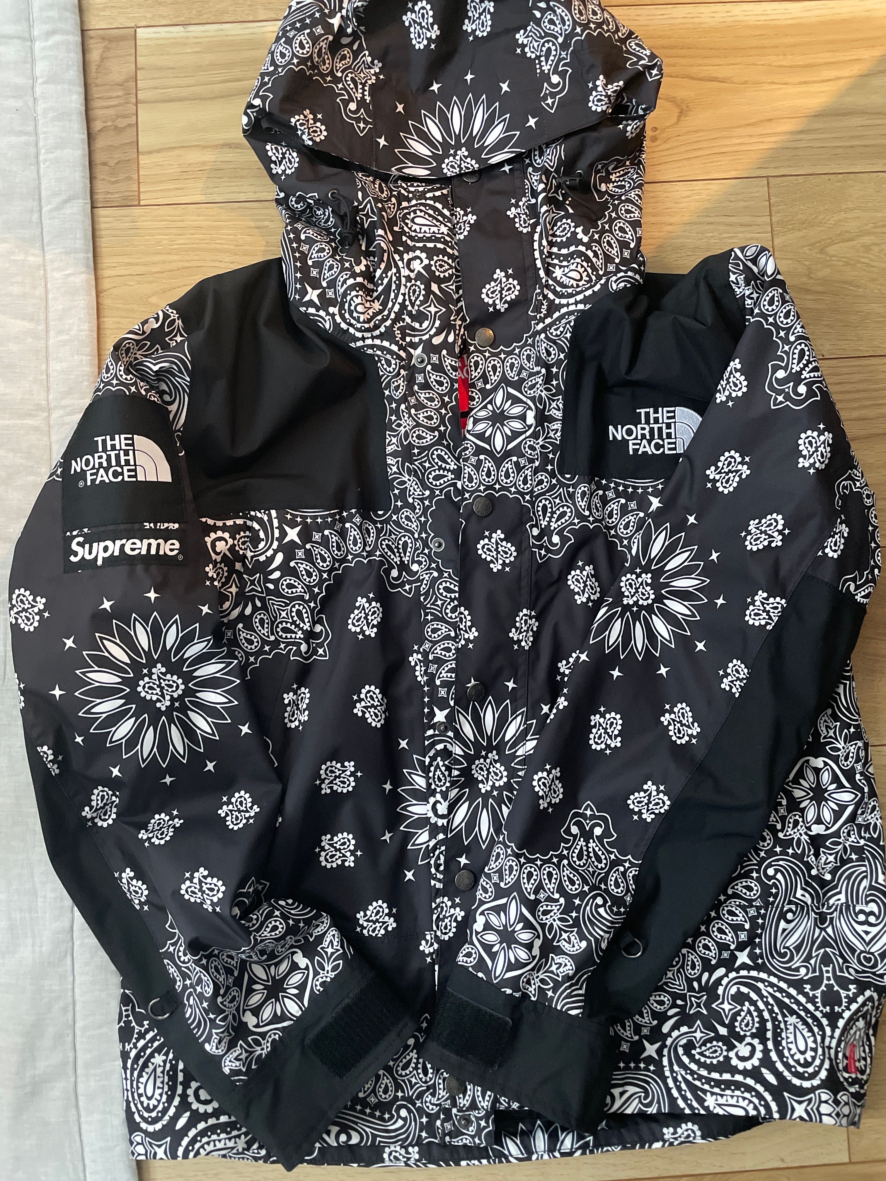 Supreme The North Face Bandana Mountain Parka "Black"