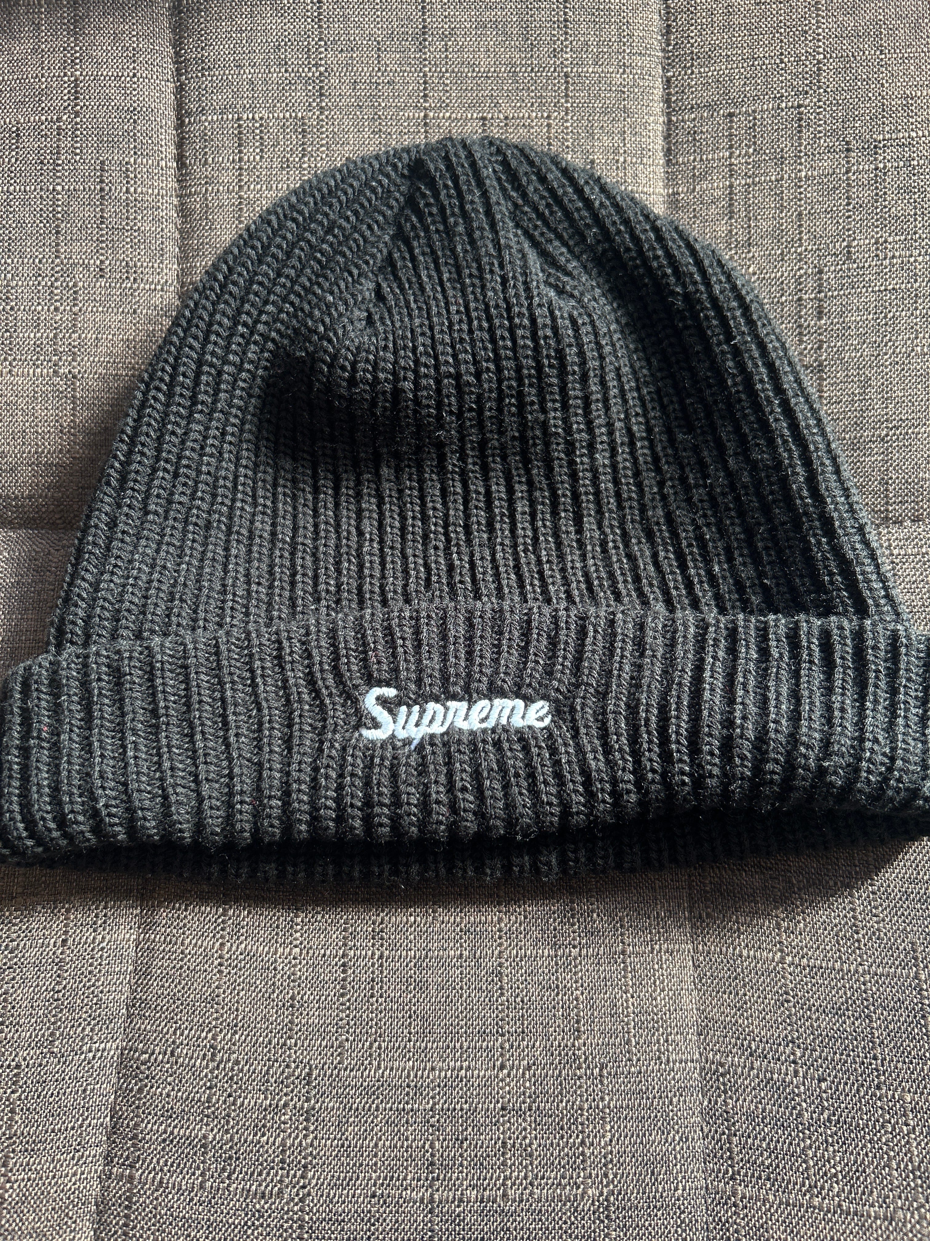 Supreme Loose Gauge Beanie "Black" (22FW)