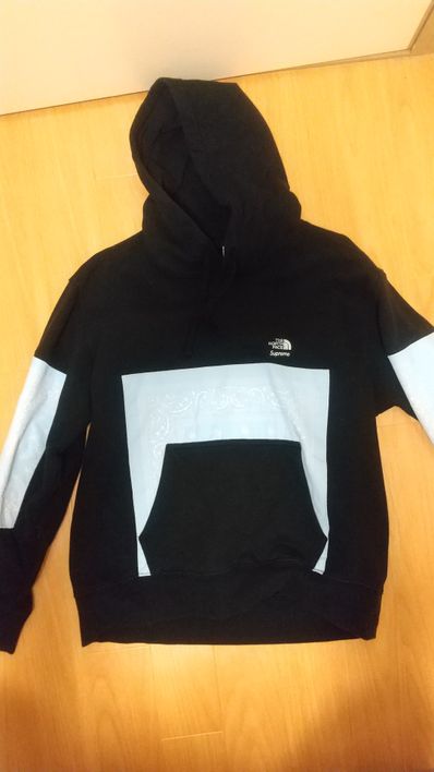 Supreme x The North Face Bandana Hooded Sweatshirt "Black"