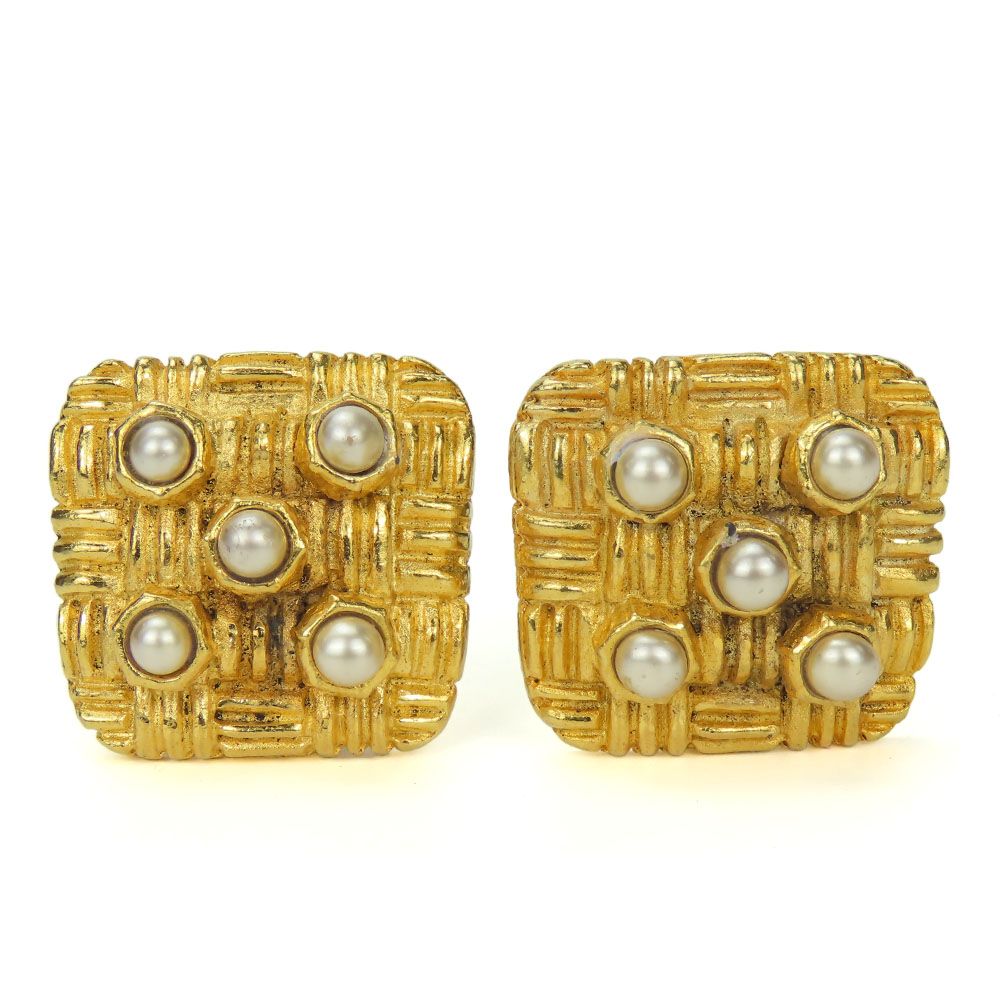 【中古】 シャネル イヤリング メタル ゴールド メッキ　 アクセサリー レディース 女性 CHANEL