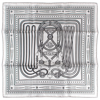 HERMES エルメス スカーフ カレ55 シルクバンダナ Grand Tralala Bandana グラン トゥラララ バンダナ シルク ホワイト ブラック【中古】