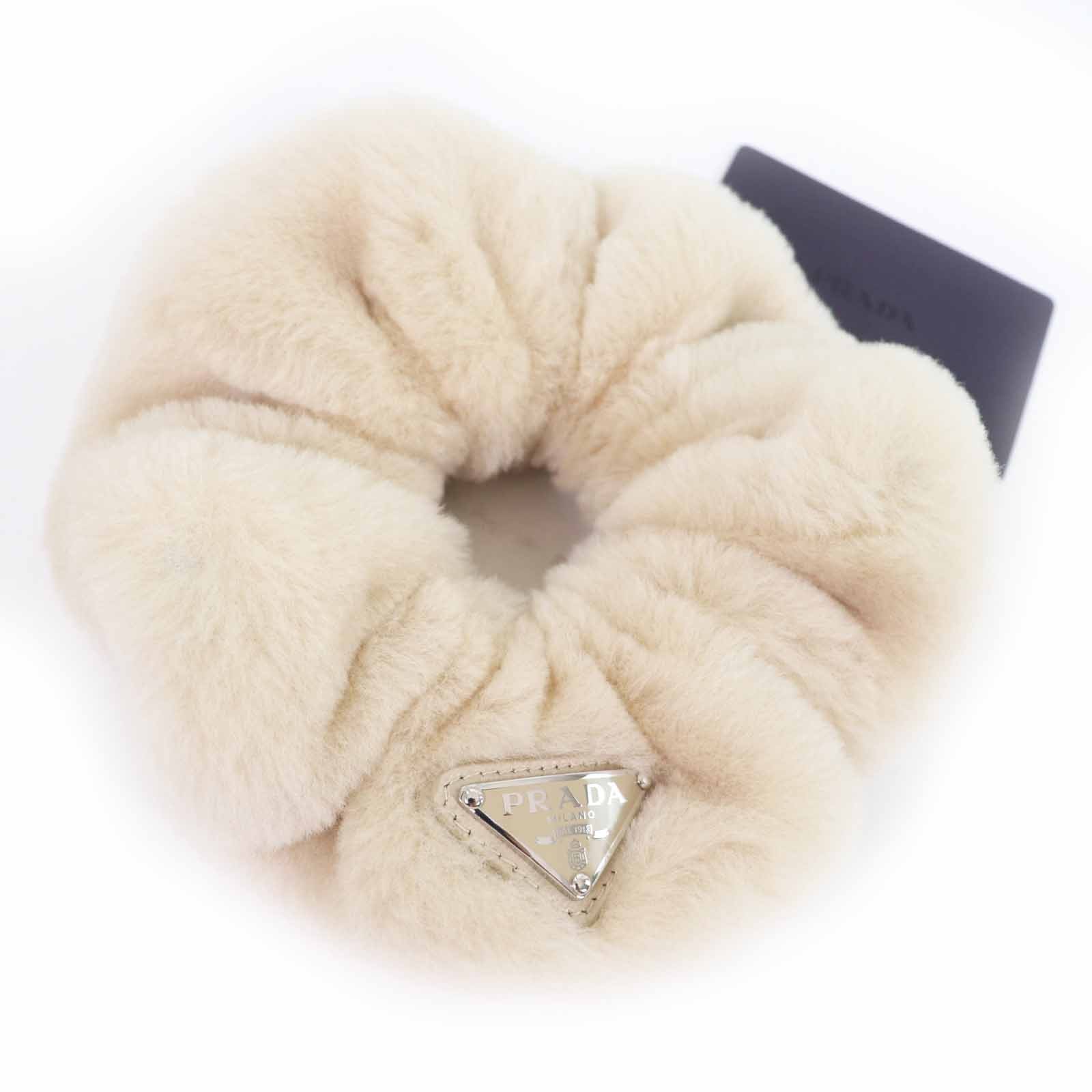 未使用品 プラダ ヘアアクセサリー エクリュ レディース TU 1IF131
