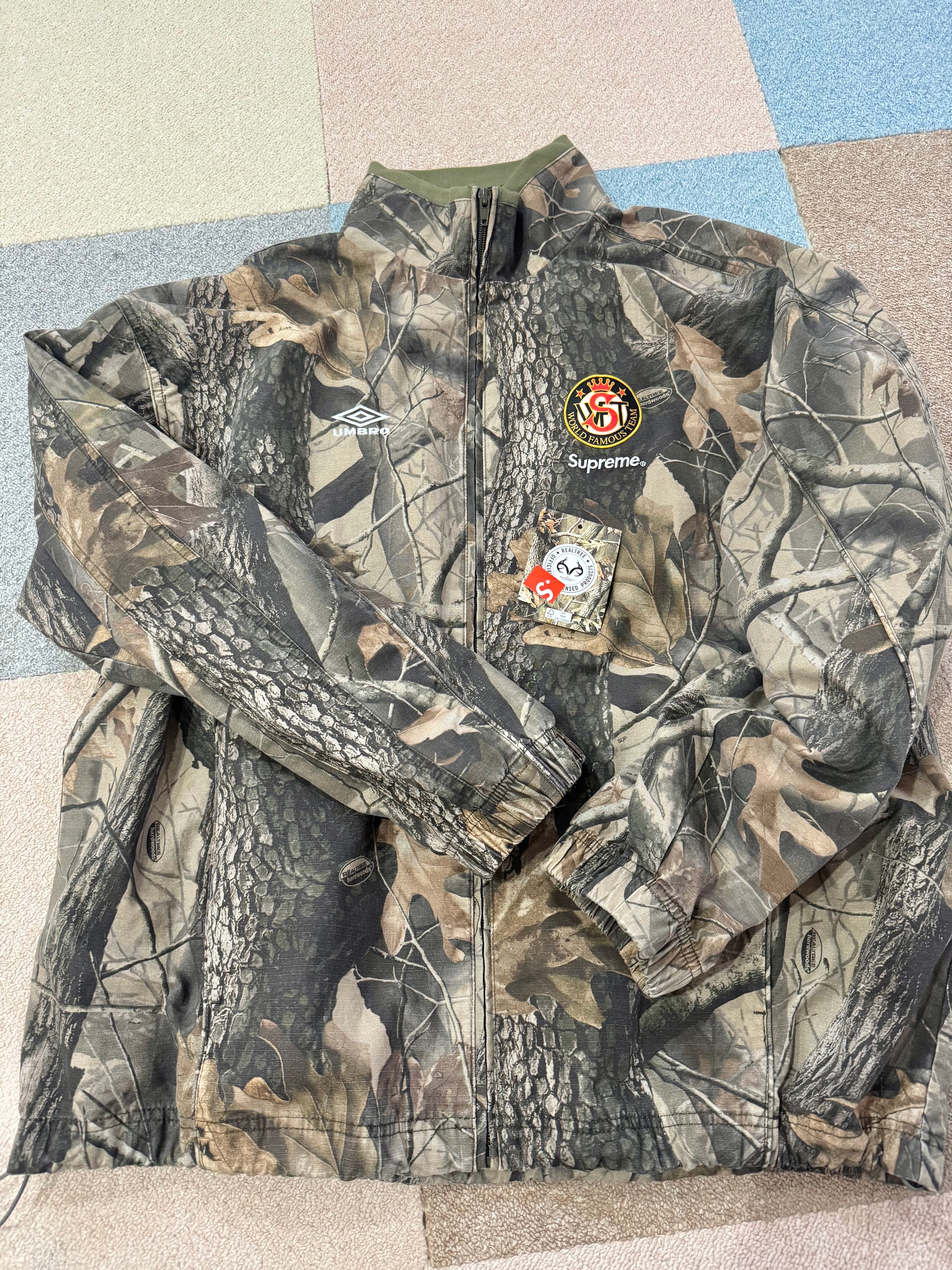 Supreme x Umbro Cotton Ripstop Track Jacket (26SS) "Realtree Hardwoods Camo"