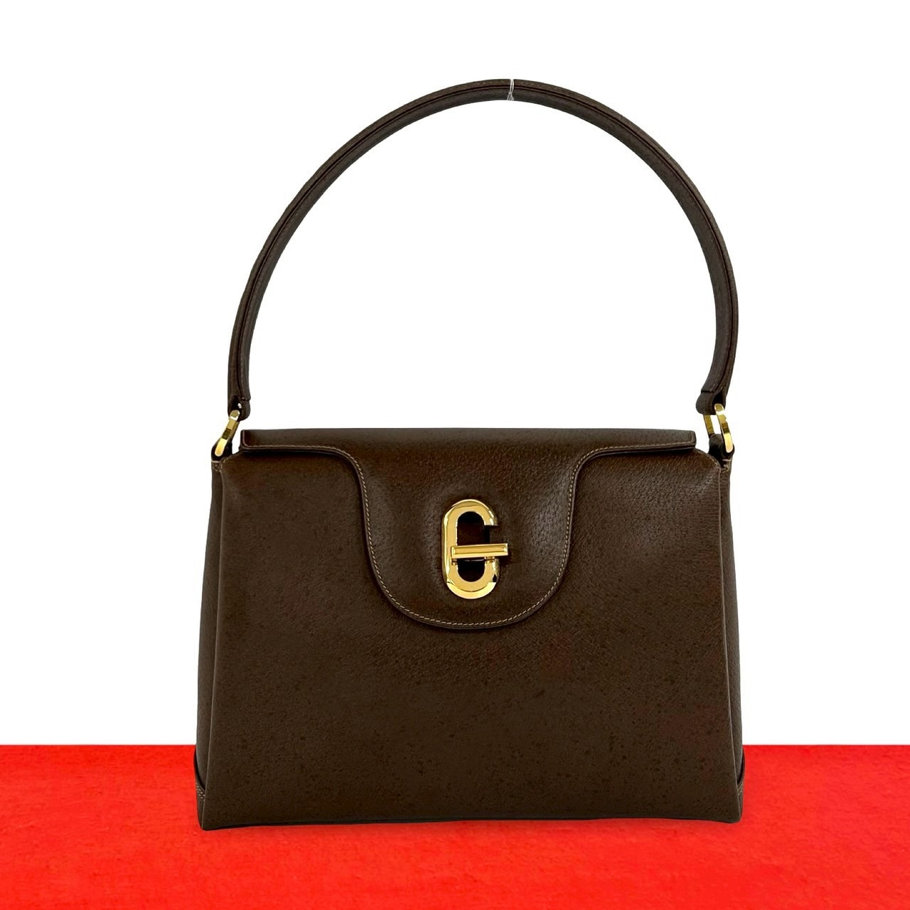 B (目立った傷や汚れなし)】GUCCI グッチ G ロゴ 金具 レザー