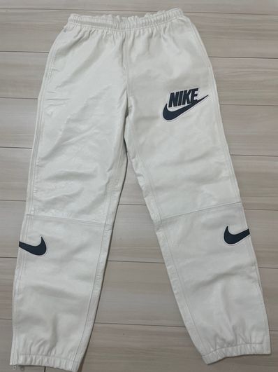 Supreme / Nike® Leather Warm Up Pant "White"