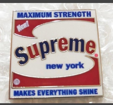 Supreme New York ピンバッジ MAXIMUM STRENGTH