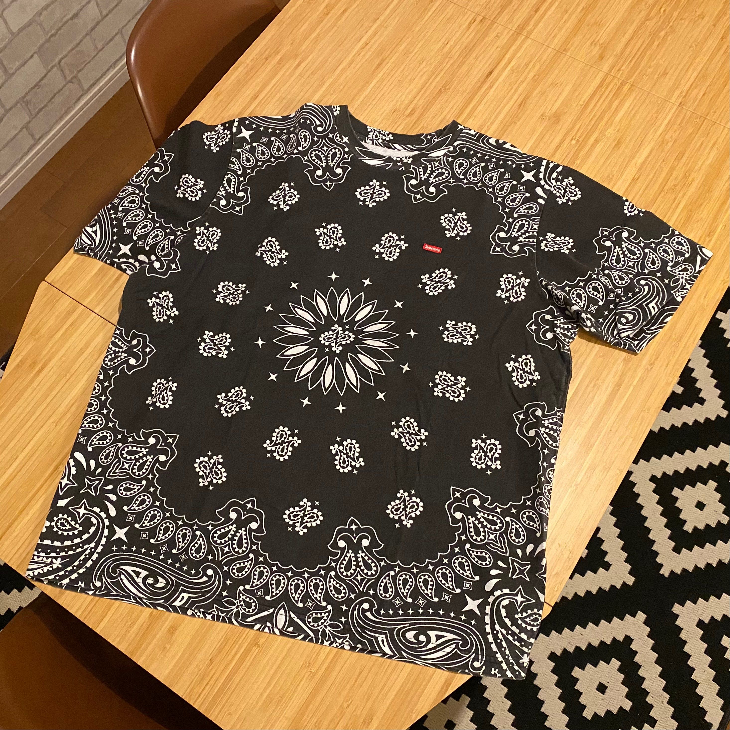 Supreme Small Box Tee "Bandana Black"(21SS)