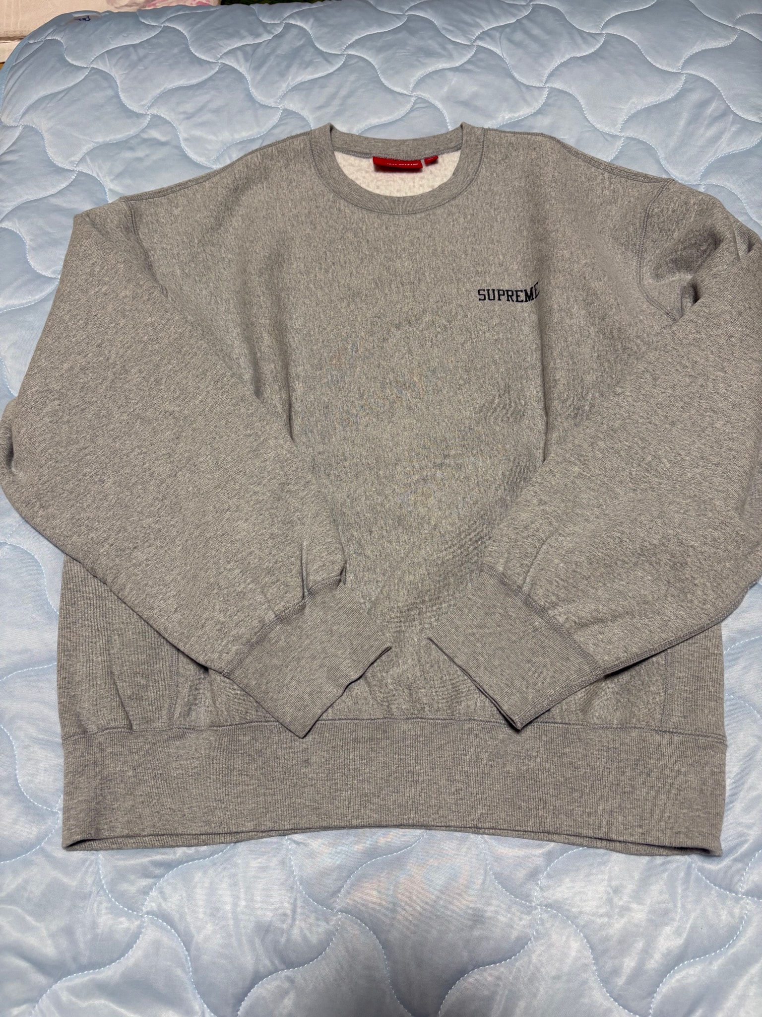 Supreme Washed Crewneck "Heather Grey"