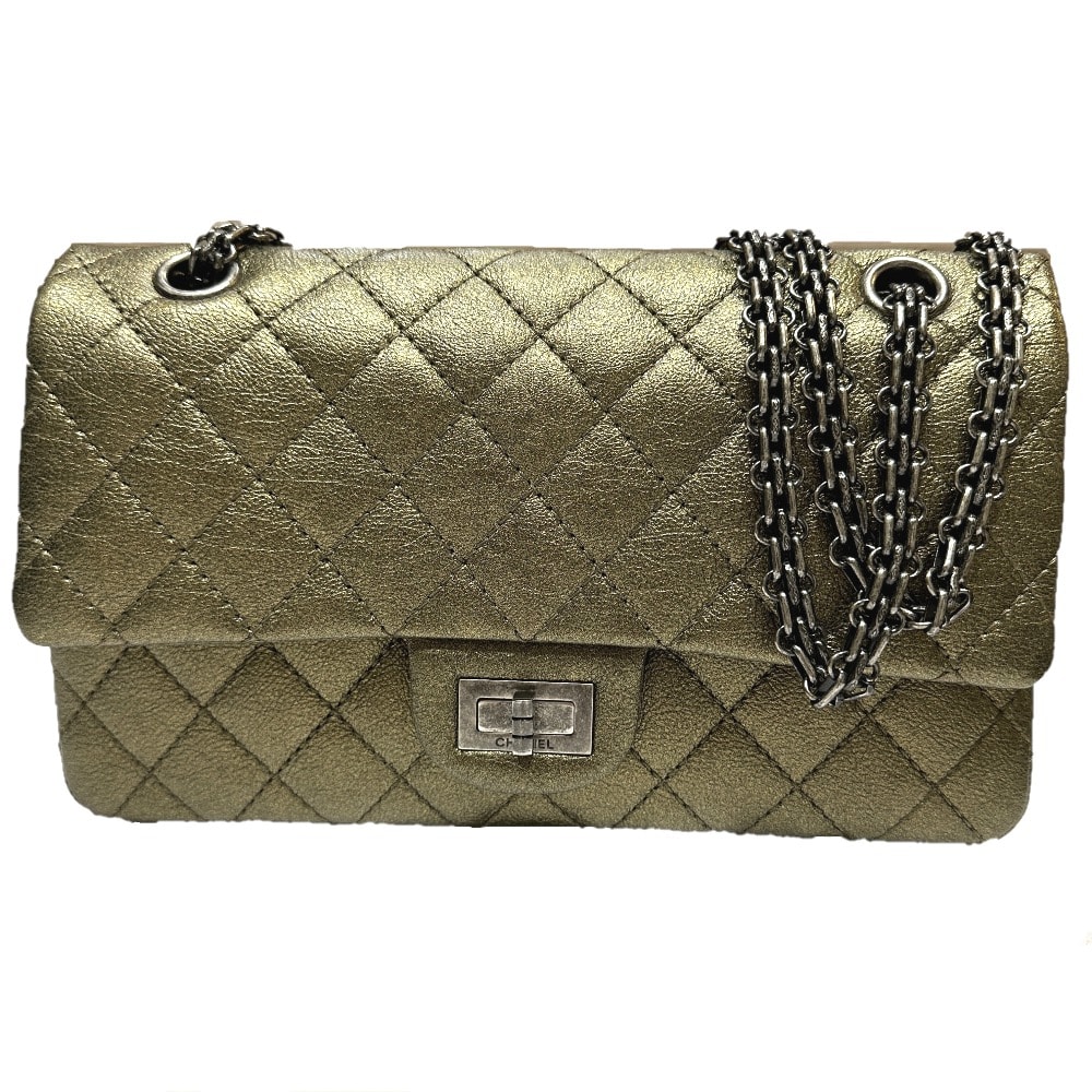 シャネル CHANEL 2.55金具 キルティング マトラッセ25 マトラッセ 25 マトラッセ 肩掛けバック Wチェーン ショルダーバック カバン バック 斜め掛けバック ショルダーバッグ カーフスキン ブロンズゴールド ゴールド 新品同様