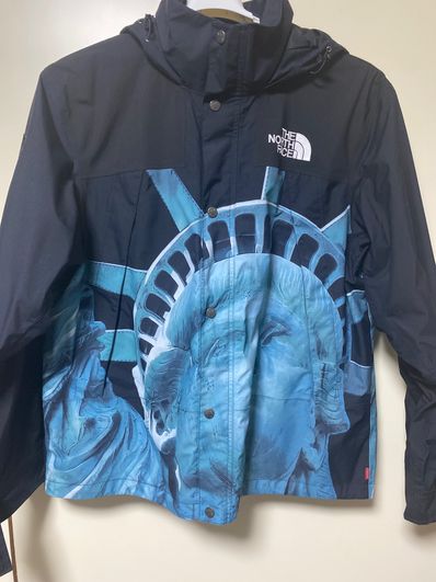 Supreme x The North Face Statue of Liberty Mountain Jacket "Black"