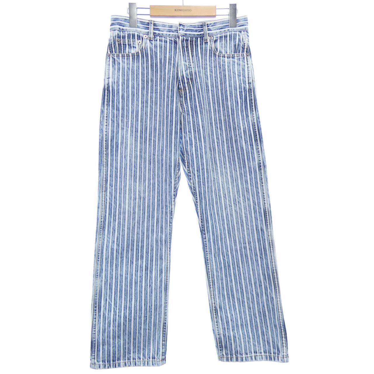 クリスチャンディオール CHRISTIAN DIOR 222P03A3512 ジーンズ