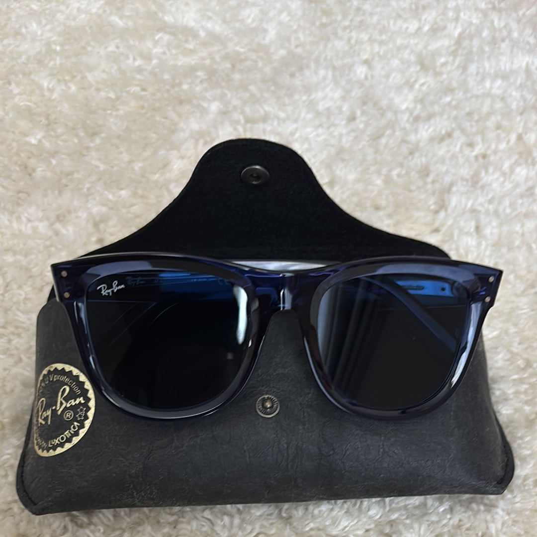 Ray-Ban WAYFARER REVERSE "BLUE x DARK BLUE"