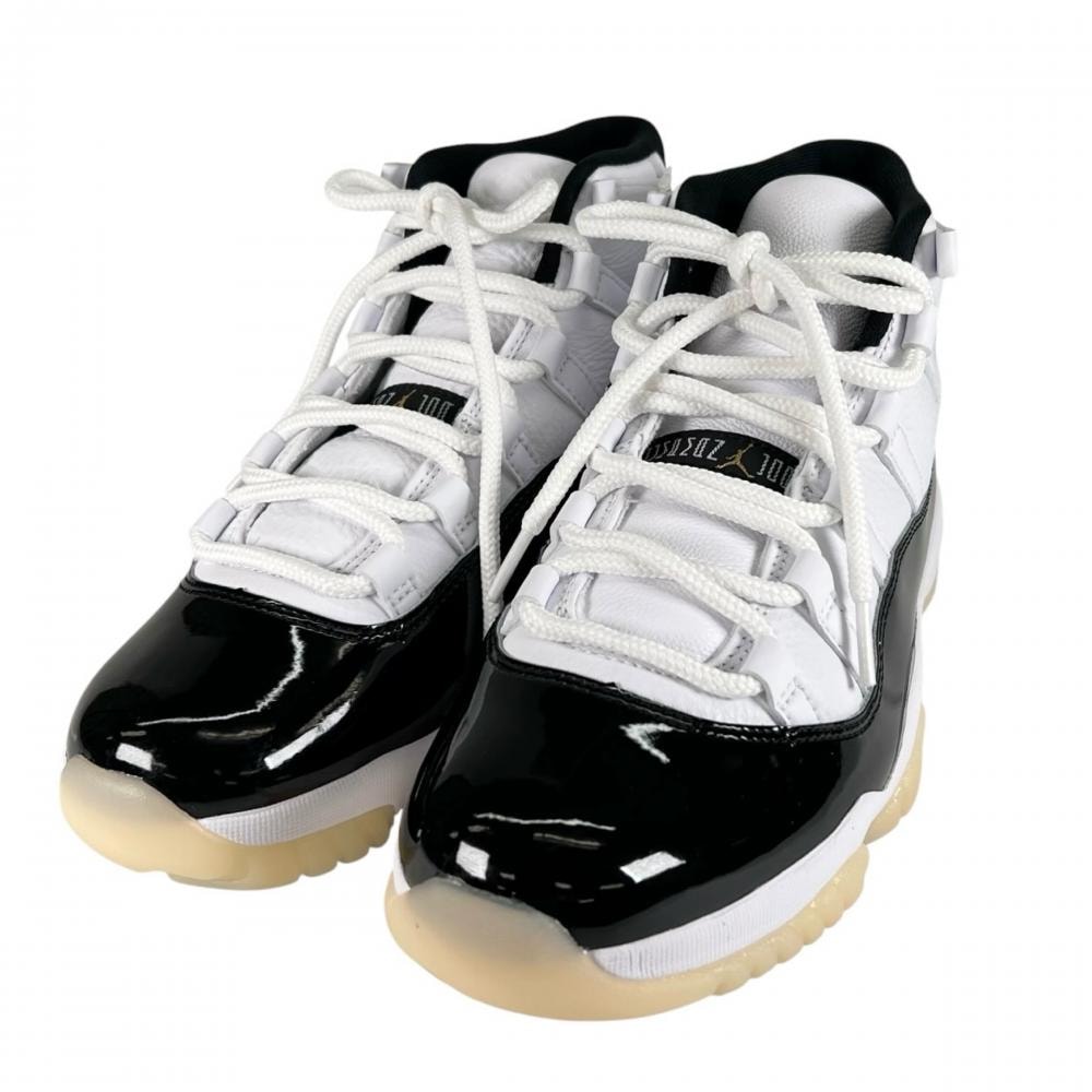 NIKE ナイキ 靴 エアジョーダン11 Retro Gratitude 26CM レザー  ゴム   ブラック 黒 ホワイト 白 メンズ 約1420g 美品【中古品】
