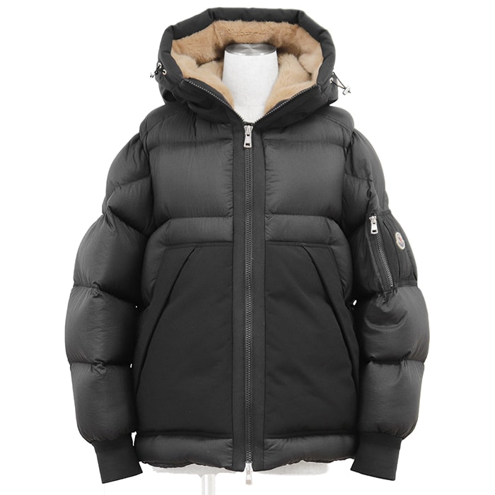 MONCLER モンクレール ダウンジャケット サイズ 3 メンズ KJERAG キエラーグ 2023年モデル ロゴ ワッペン フードボア マットナイロン アウター ブラック 黒 ブルガリア製