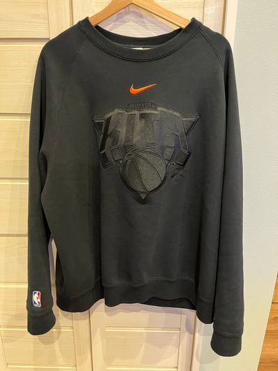 Kith x Nike x New York Knicks Fleece Crewneck "Black"