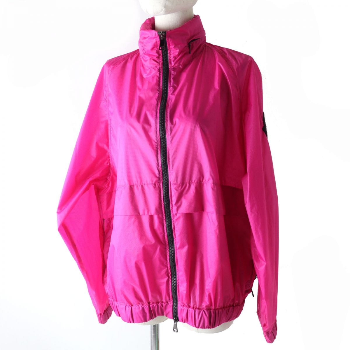 【ドンドン見直し】極美品 モンクレール
 ナイロンジャケット レディース 1