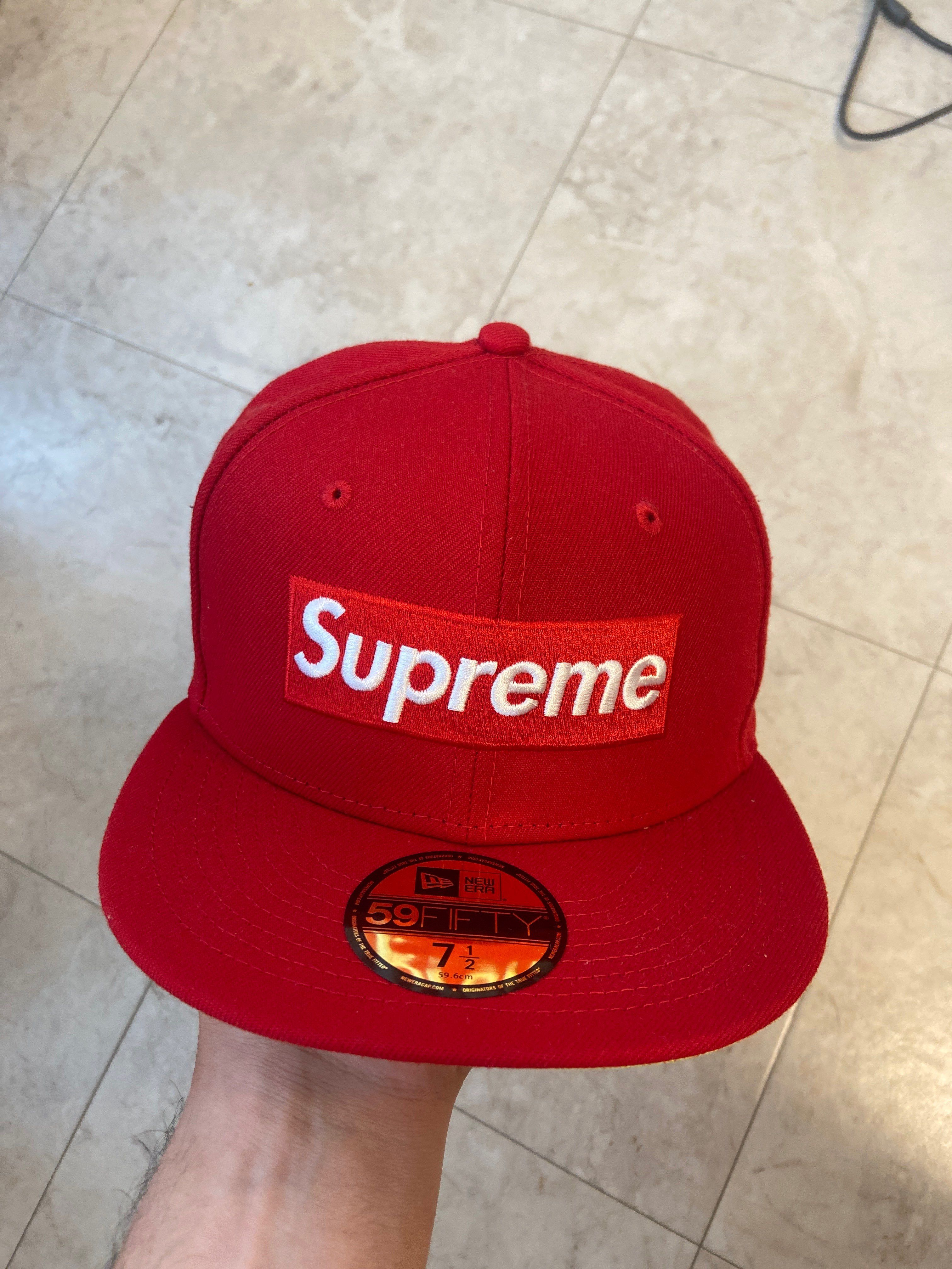 Supreme No Comp Box Logo New Era "Red"