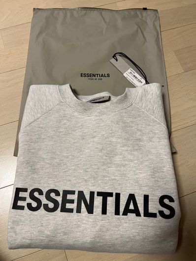 FEAR OF GOD ESSENTIALS 3D Silicon Applique Crewneck "Oatmeal Heather"