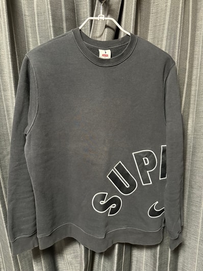 Supreme / Nike Arc Crewneck "Black"