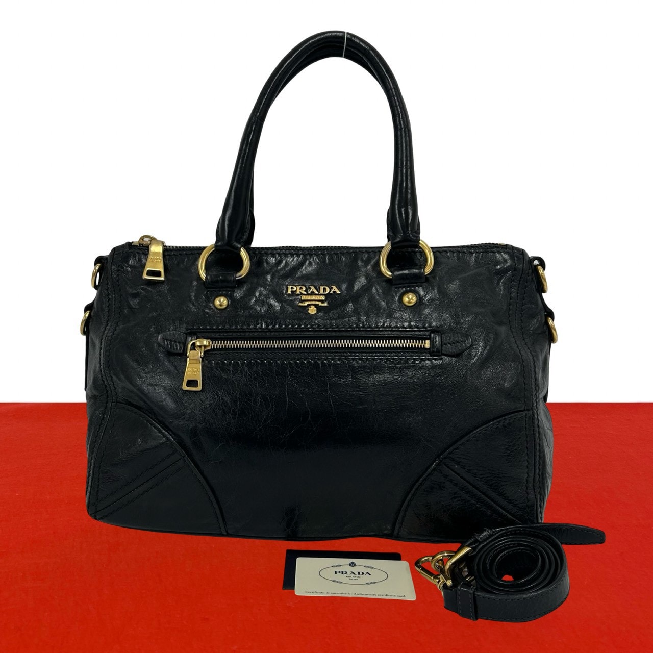 PRADA プラダ ロゴ 金具 レザー ショルダーバッグ ブラック
98260