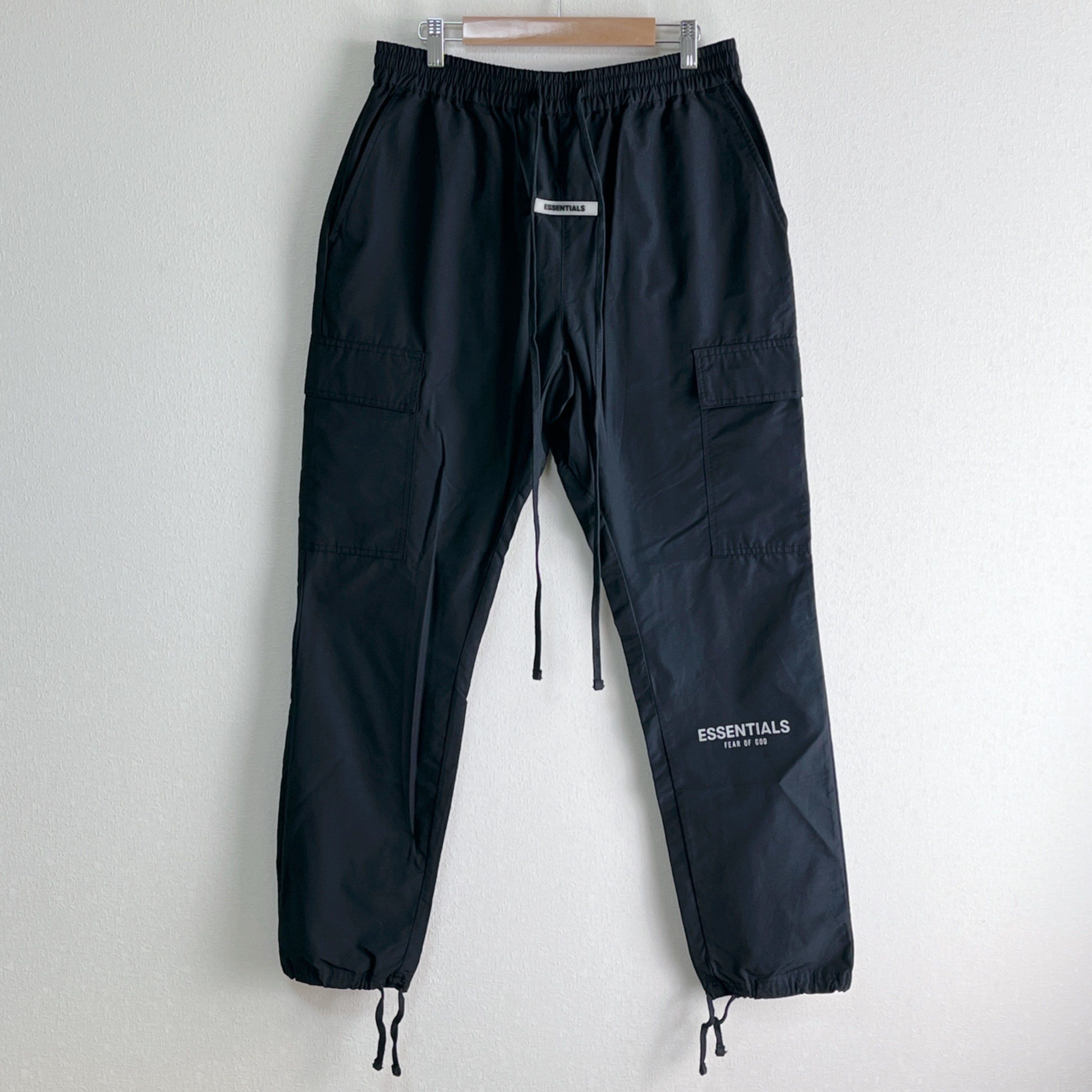 FEAR OF GOD ESSENTIALS Nylon Cargo Pants "Black"