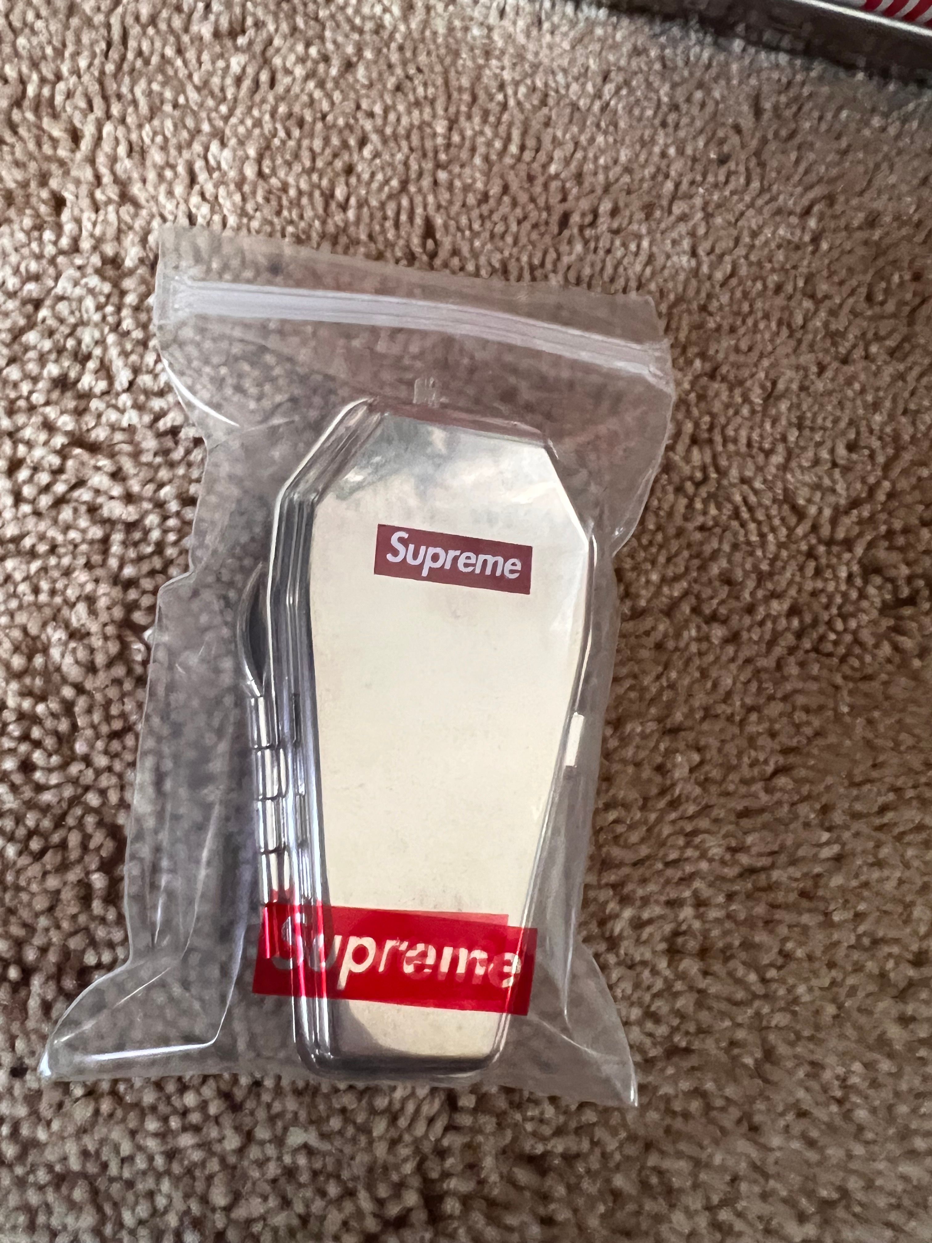 Supreme Coffin KeyChain 17AW 携帯灰皿