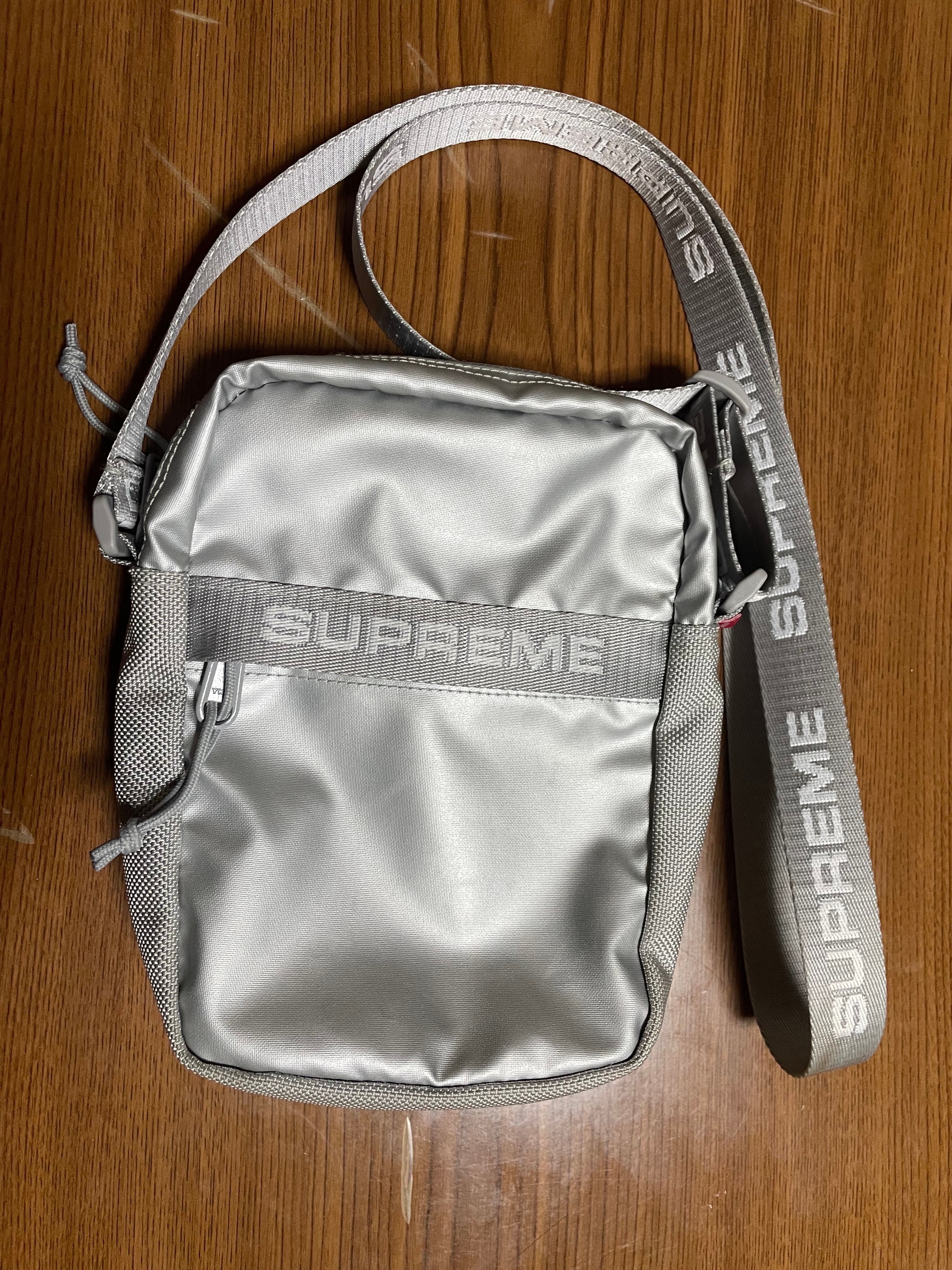 Supreme FW22 Shoulder Bag 