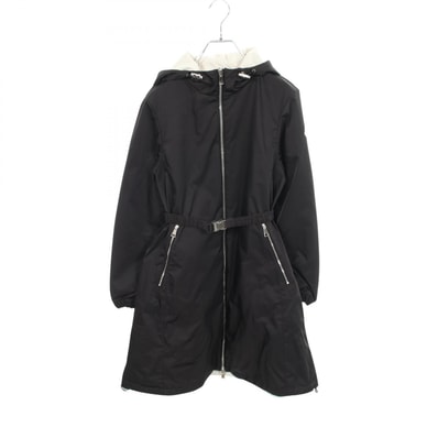 モンクレール MONCLER NOYALO GIUBBOTTO リバーシブル フード付き 衣料品 アウター ポリエステル レディース ブラック系 / アイボリー系 1C00010 【中古】
