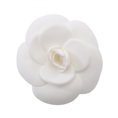 シャネル CHANEL カメリア ブローチ アクセサリー GP(ゴールドメッキ) ファブリック レディース ホワイト系 / ゴールド系 【中古】