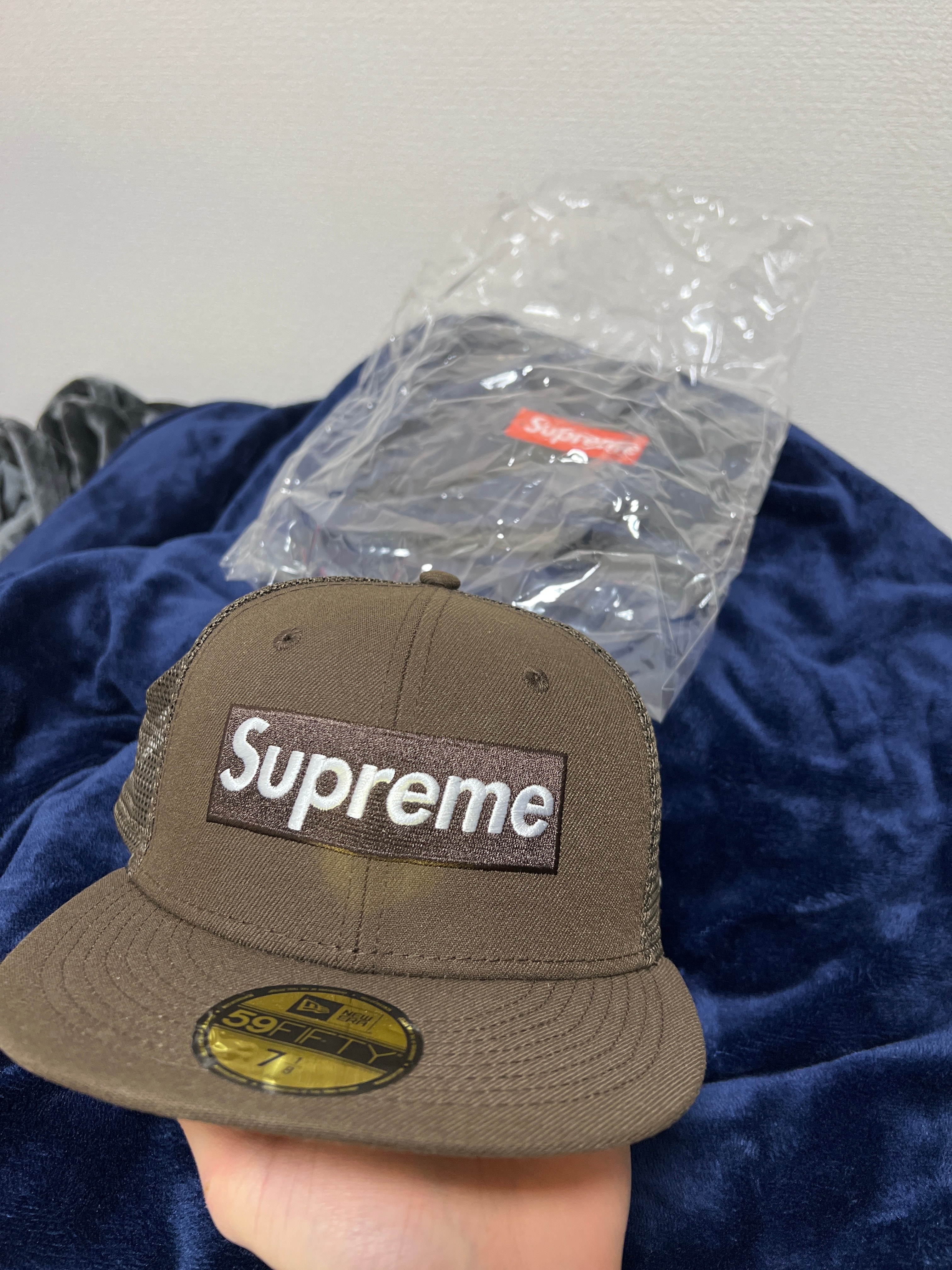 Supreme Box Logo Mesh Back New Era "Brown" (22SS)