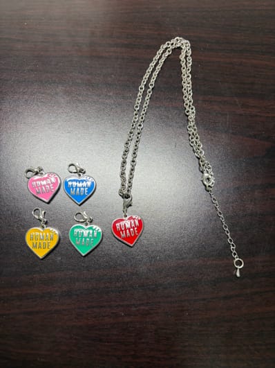 HUMAN MADE FIVE HEART NECKLACE "Silver"