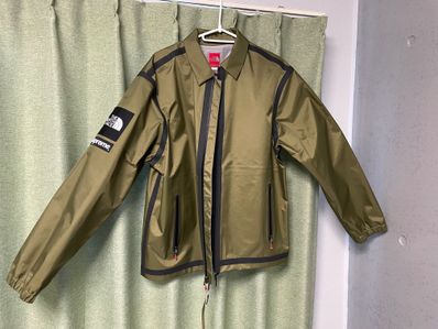 Supreme x The North Face Summit Series Outer Tape Seam Coaches Jacket "Olive"