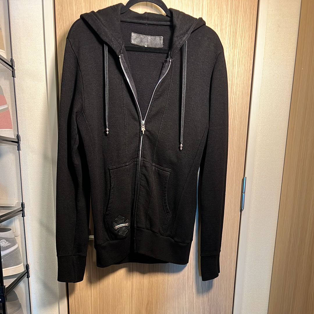 ダガージップアップパーカー