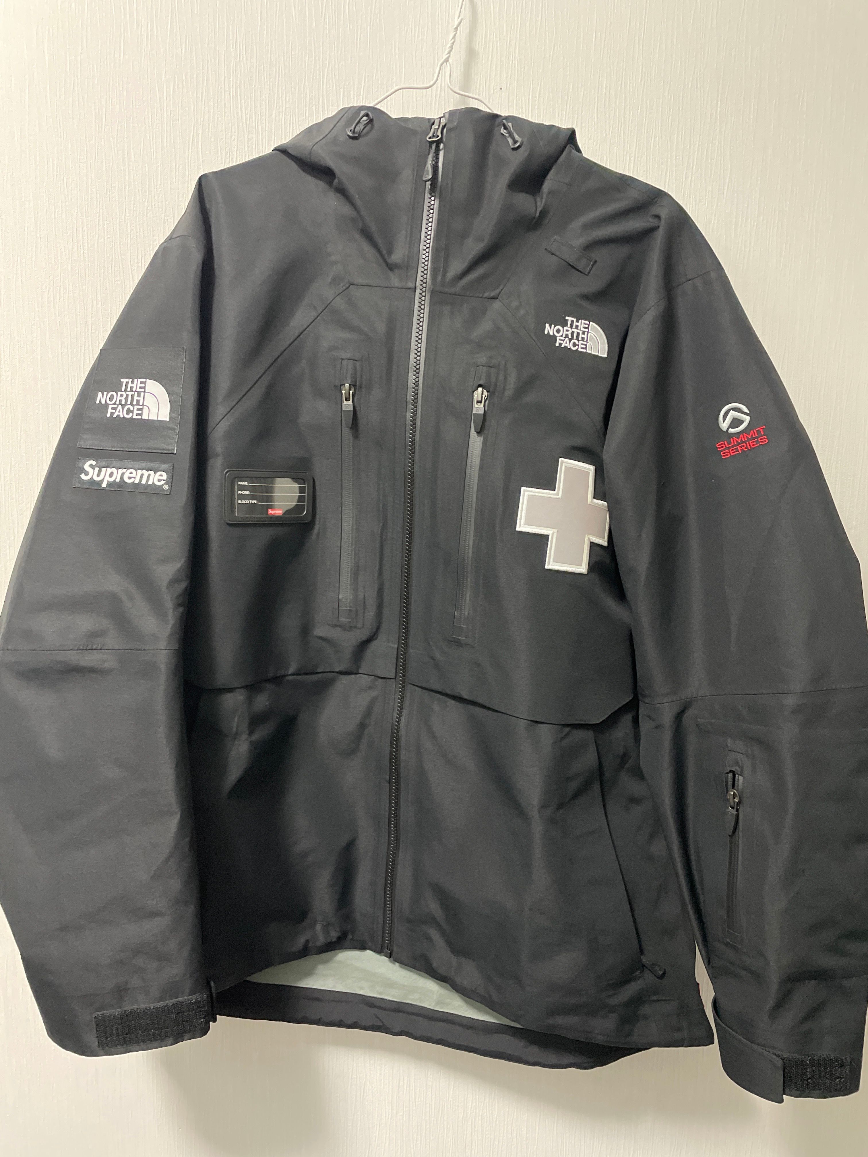 Supreme x The North Face Summit Series Rescue Mountain Pro Jacket "Black"