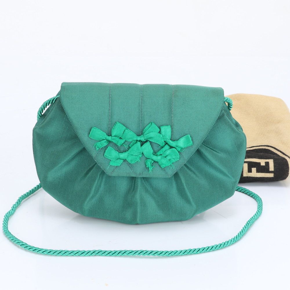 ■極美品 フェンディ リボン モチーフ ローブショルダーバッグ
